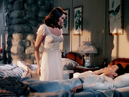 Gene Tierney costumes Leave Her to Heaven